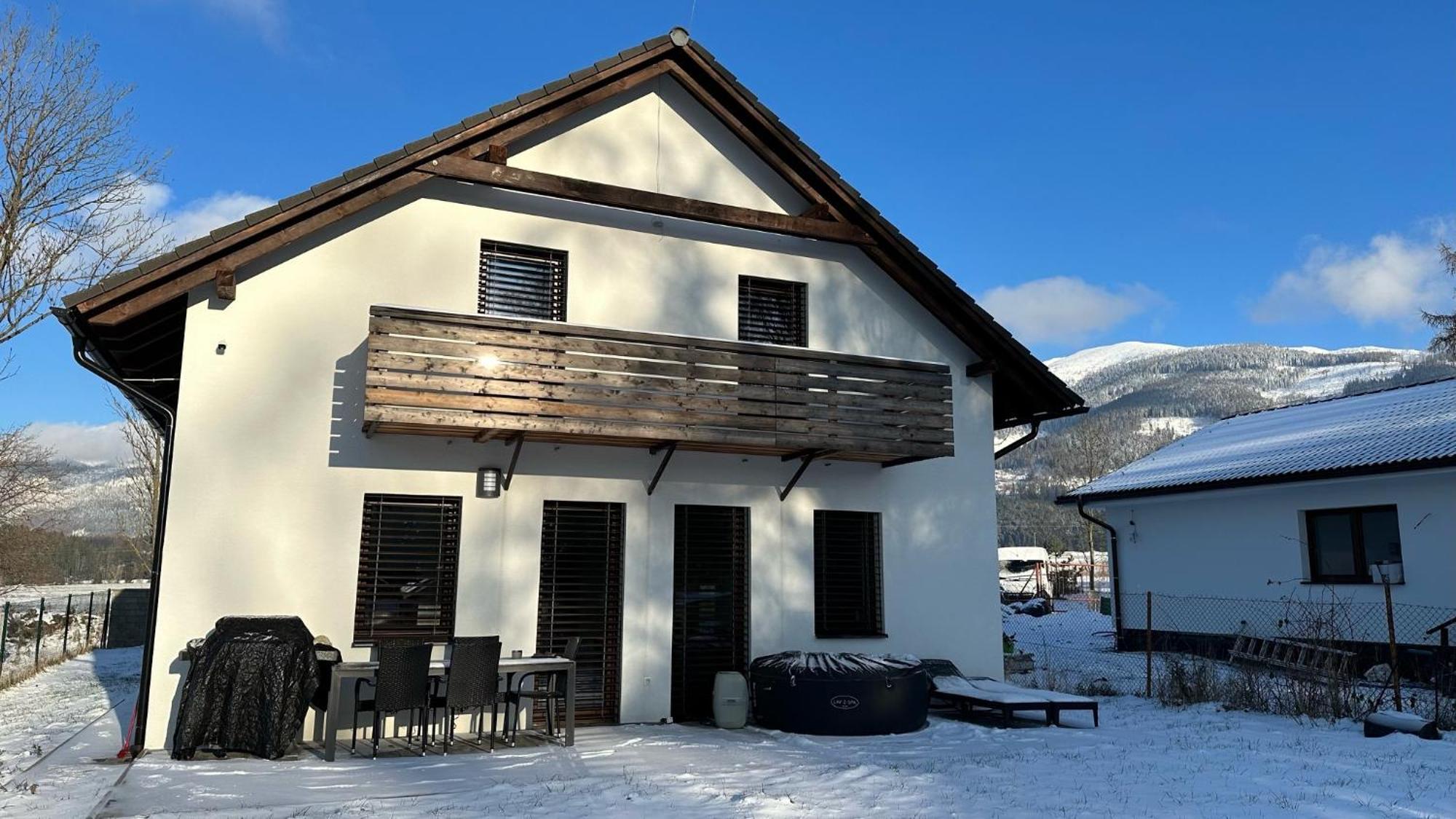 Apartmanovy Dom Ziar S Virivkou A Saunou Exteriör bild